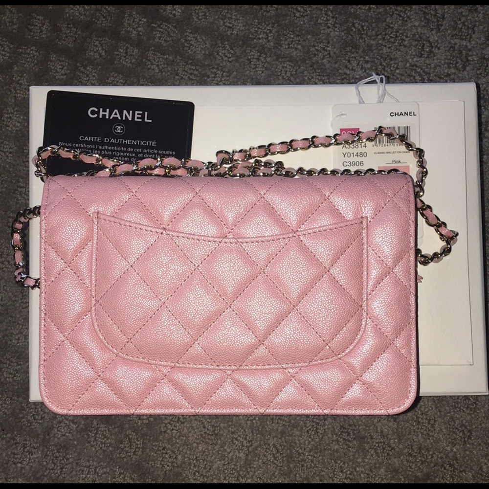❤️CHANEL❤️-SOLD - Picture 6 of 8